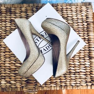 •Steve Madden• Glitter Platform